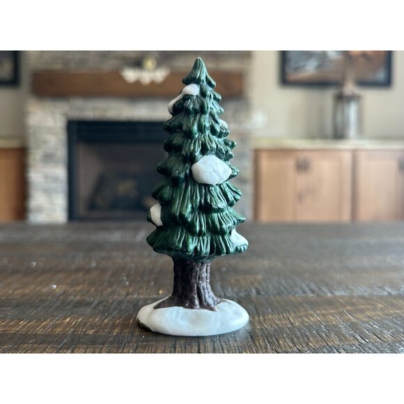 Retired Lemax Christmas Trees Set of 5 Christmas Village Accessory - Picture 4 of 12